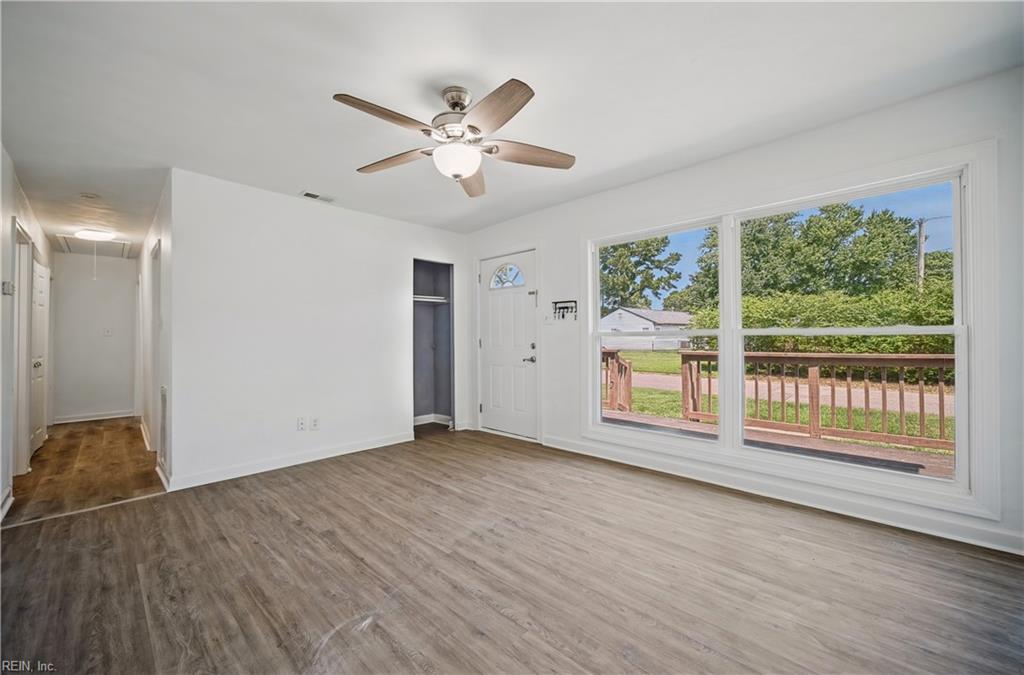 5025 Sancillio Dr Property Photo 5