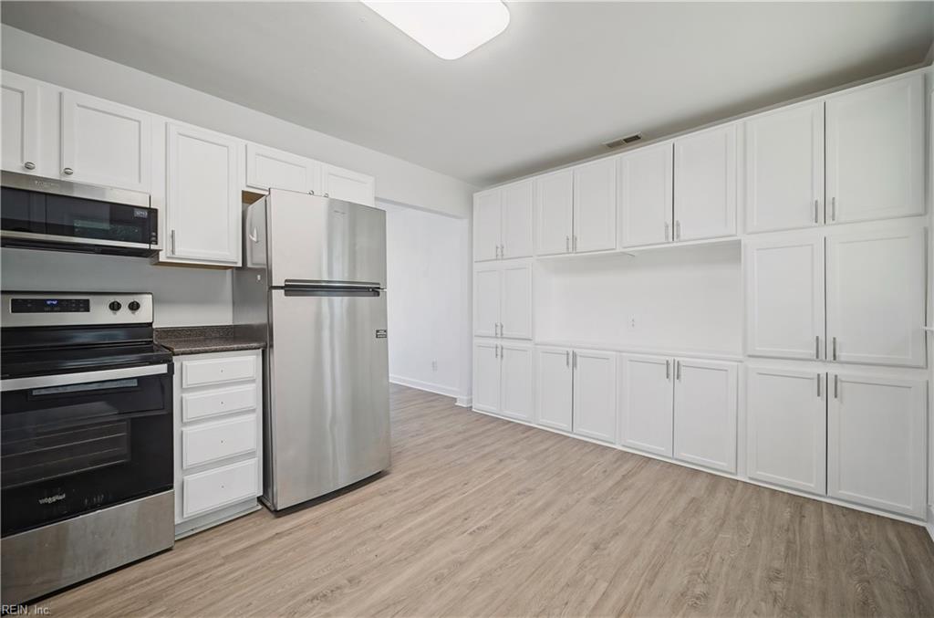 5025 Sancillio Dr Property Photo 10