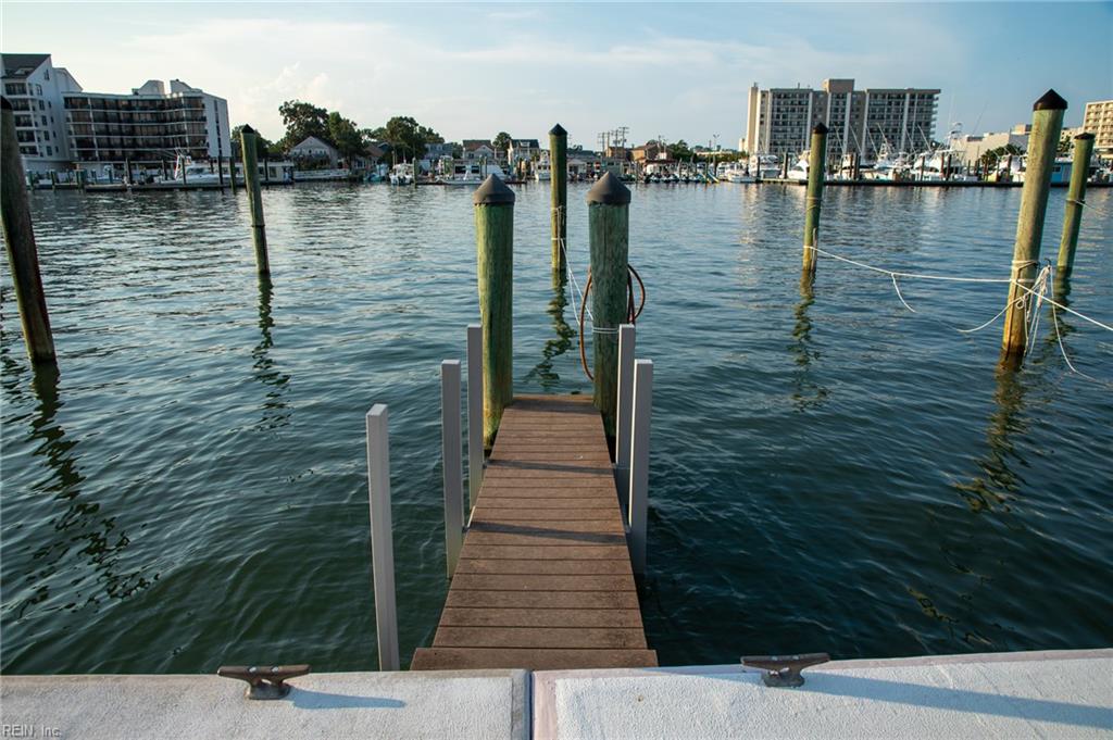 407 Harbour Pt Property Photo 37