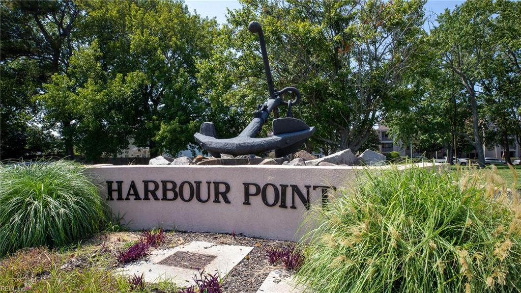 407 Harbour Pt Property Photo 42