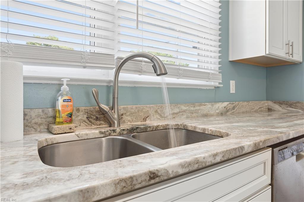 29 Adriatic Ave Property Photo 15