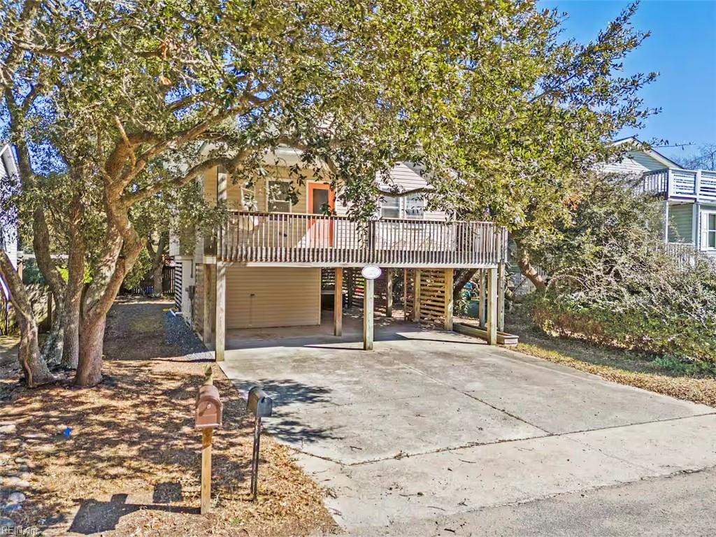 2027 Hampton St Property Photo 3