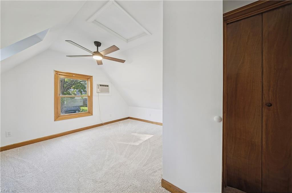 9323 Morwin St Property Photo 19
