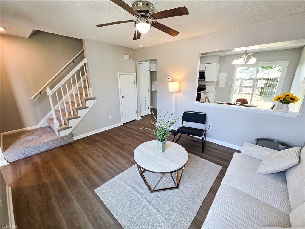 1006 Barnacle Ct Property Photo 1