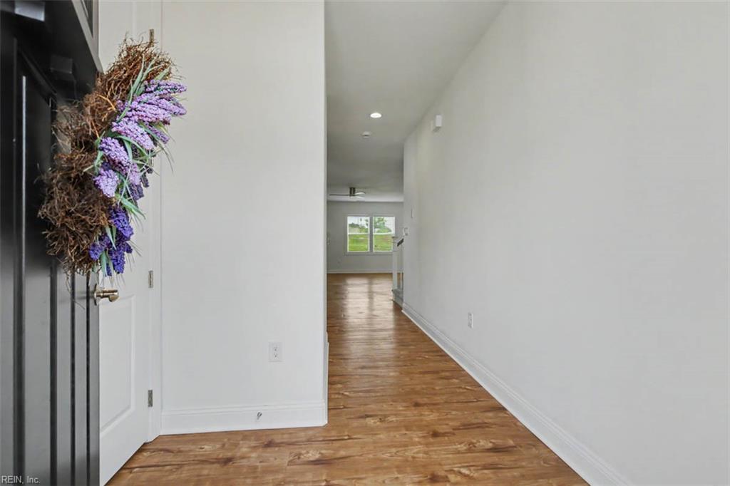7739 Broadstairs Ln Property Photo 8