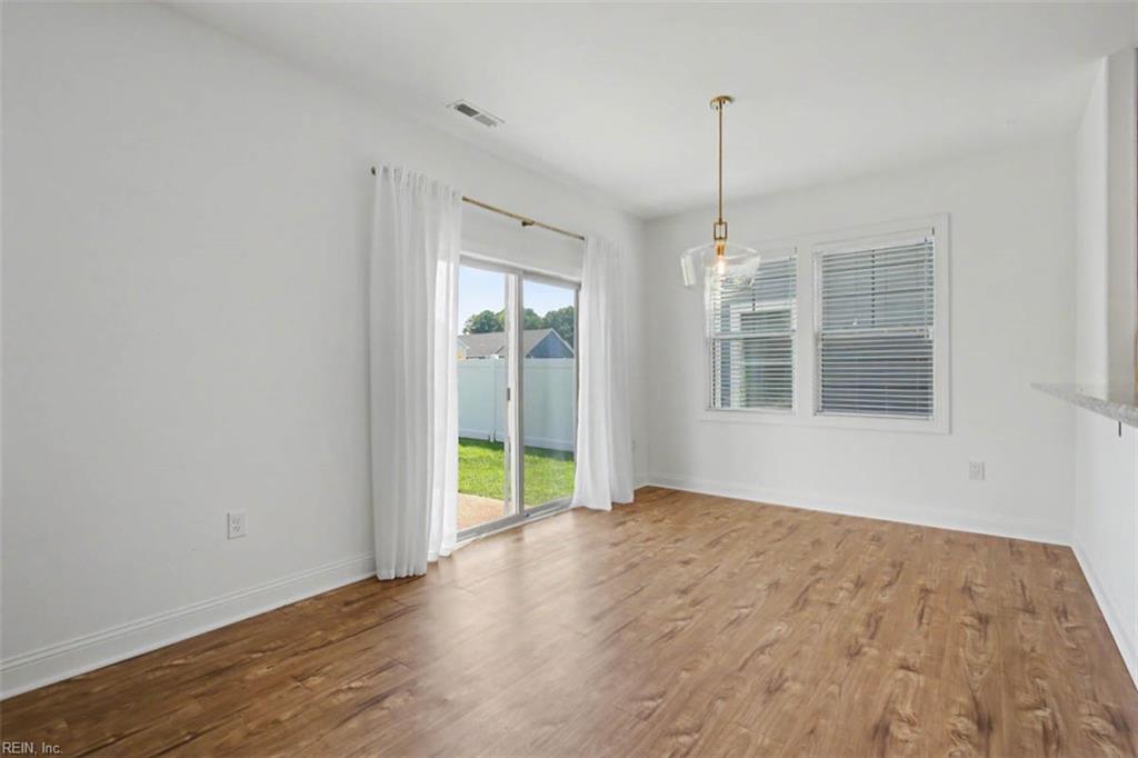 7739 Broadstairs Ln Property Photo 15