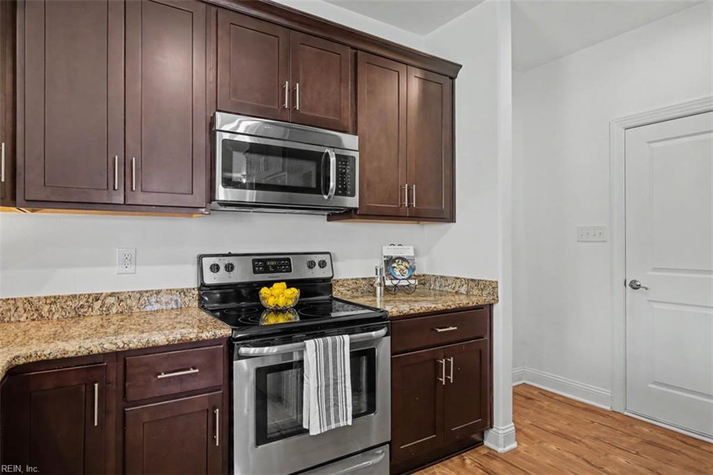 7739 Broadstairs Ln Property Photo 20