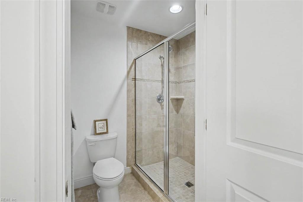 7739 Broadstairs Ln Property Photo 31