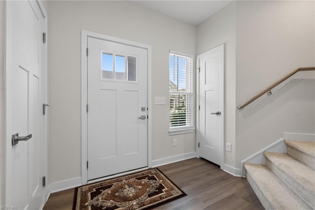 1605 Redwing Arch Property Photo 5