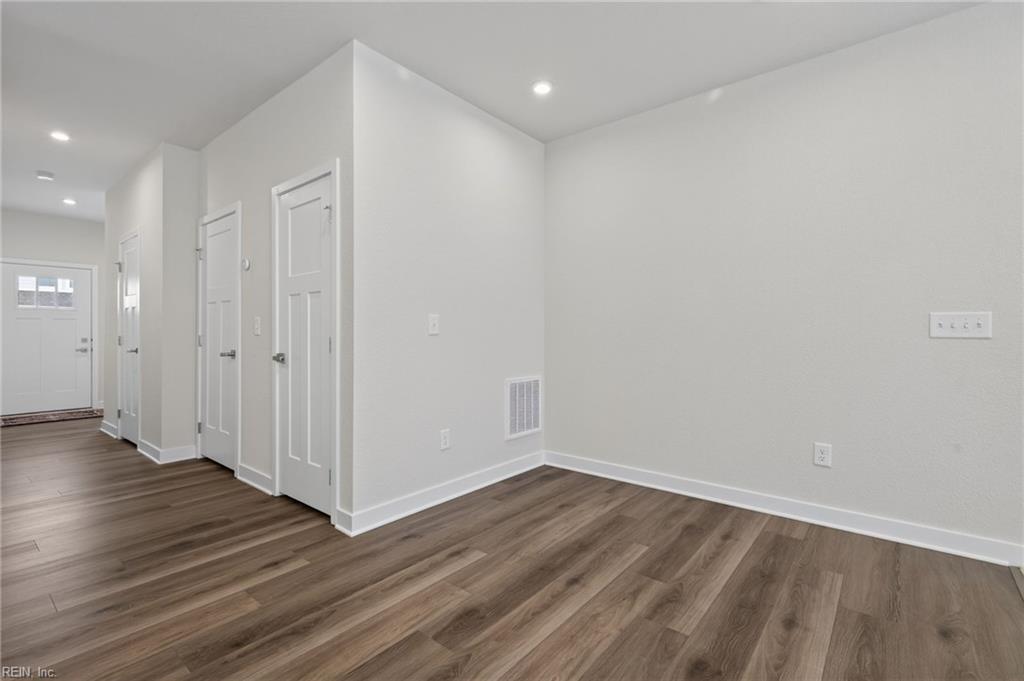 1605 Redwing Arch Property Photo 16