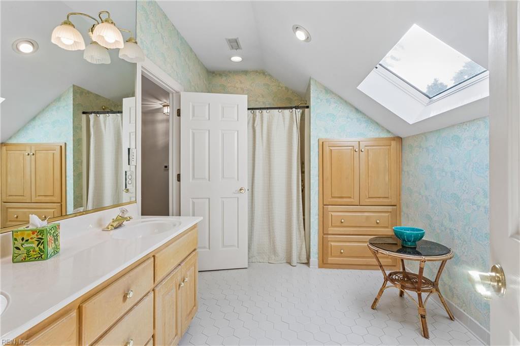 402 Comfort Cv Property Photo 33