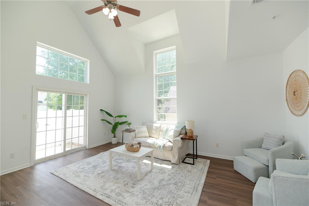 1602 Rustads Cir Property Photo 5