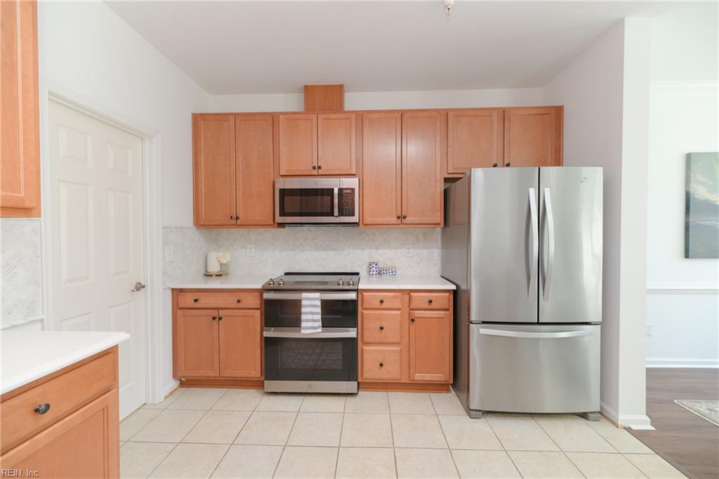 1602 Rustads Cir Property Photo 12