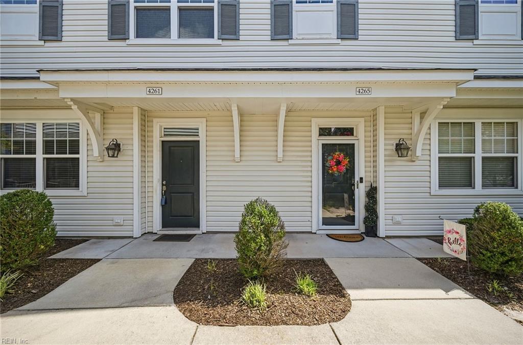 4261 Turnworth Arch Property Photo 3
