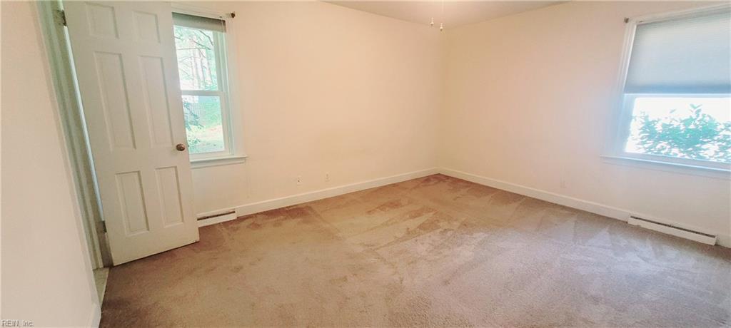 4904 Manor Ave Property Photo 14
