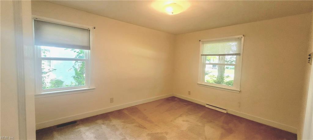 4904 Manor Ave Property Photo 18