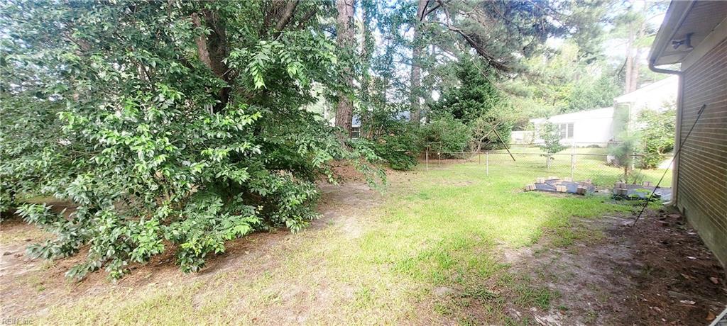 4904 Manor Ave Property Photo 21