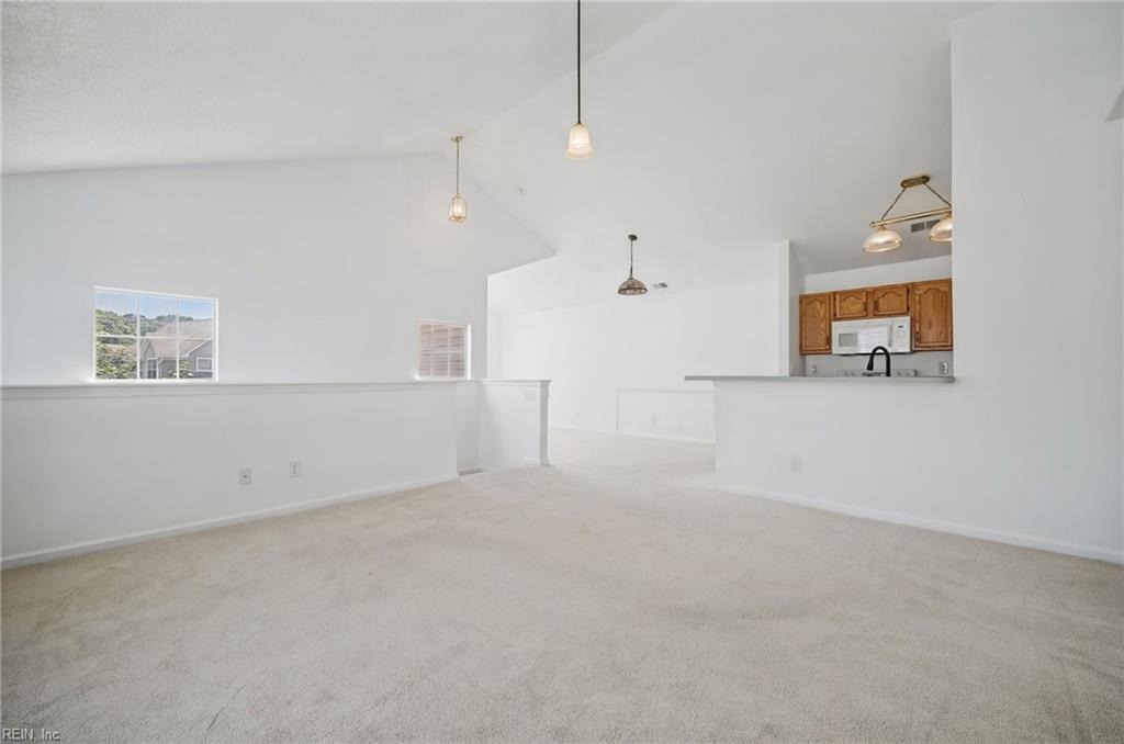 400 Adkins Arch Property Photo 9
