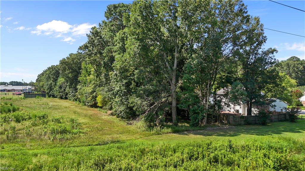 760 Village Green Pw Property Photo 32