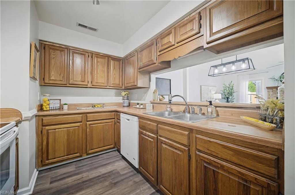 4771 Woods Edge Rd Property Photo 7