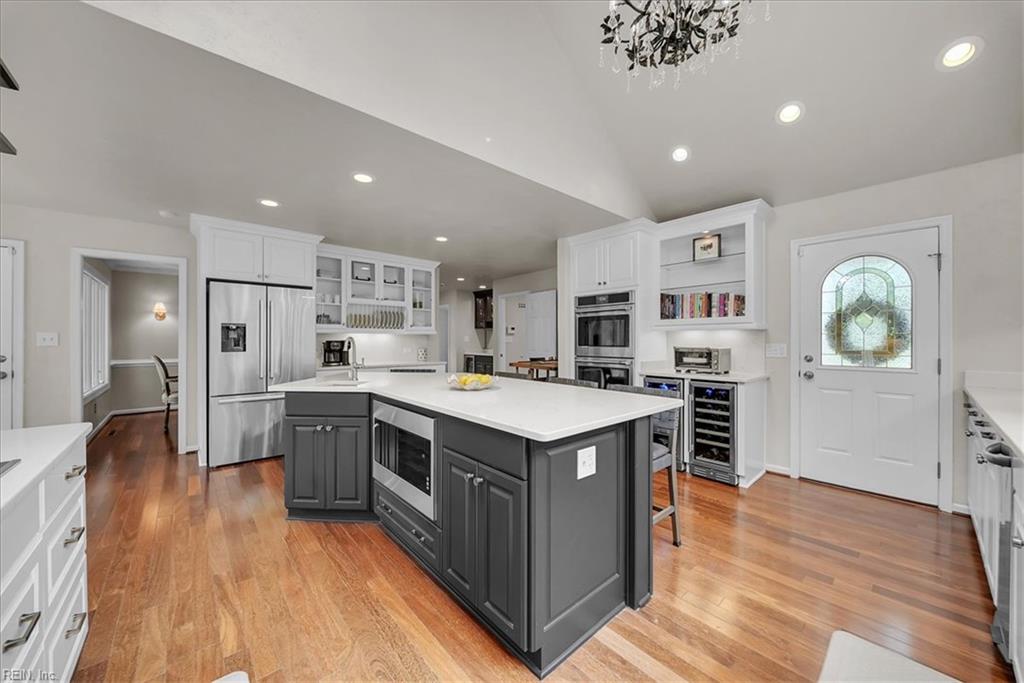 2044 Hallmark Way Property Photo 5