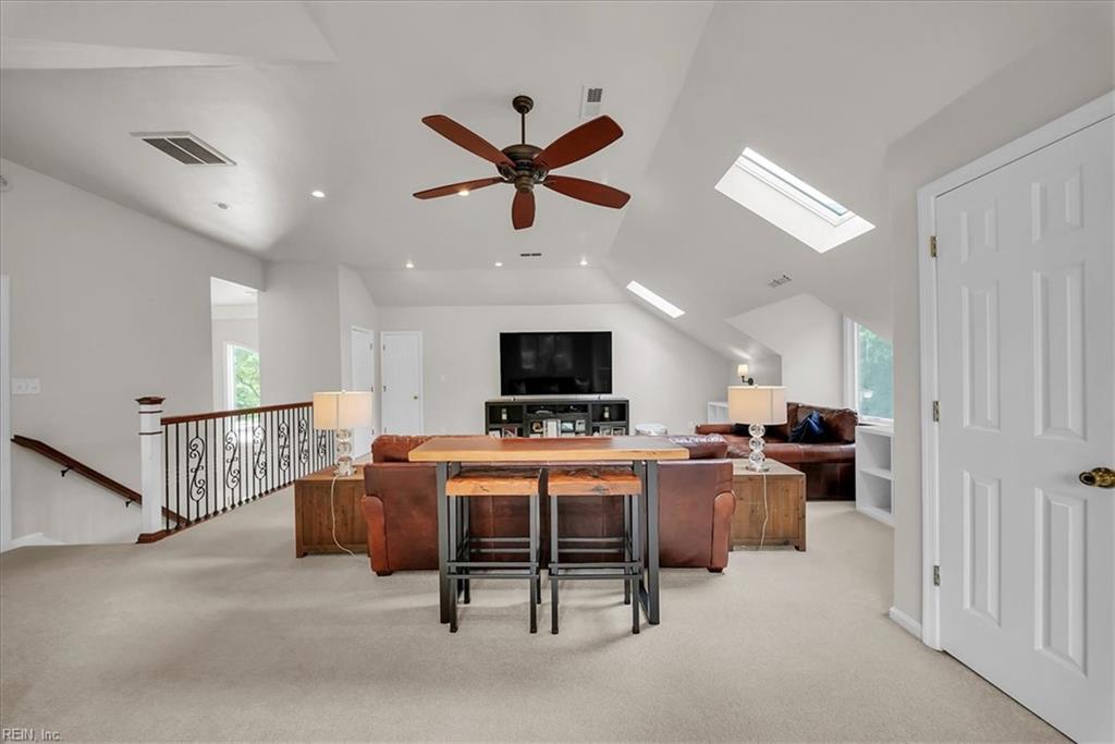2044 Hallmark Way Property Photo 30