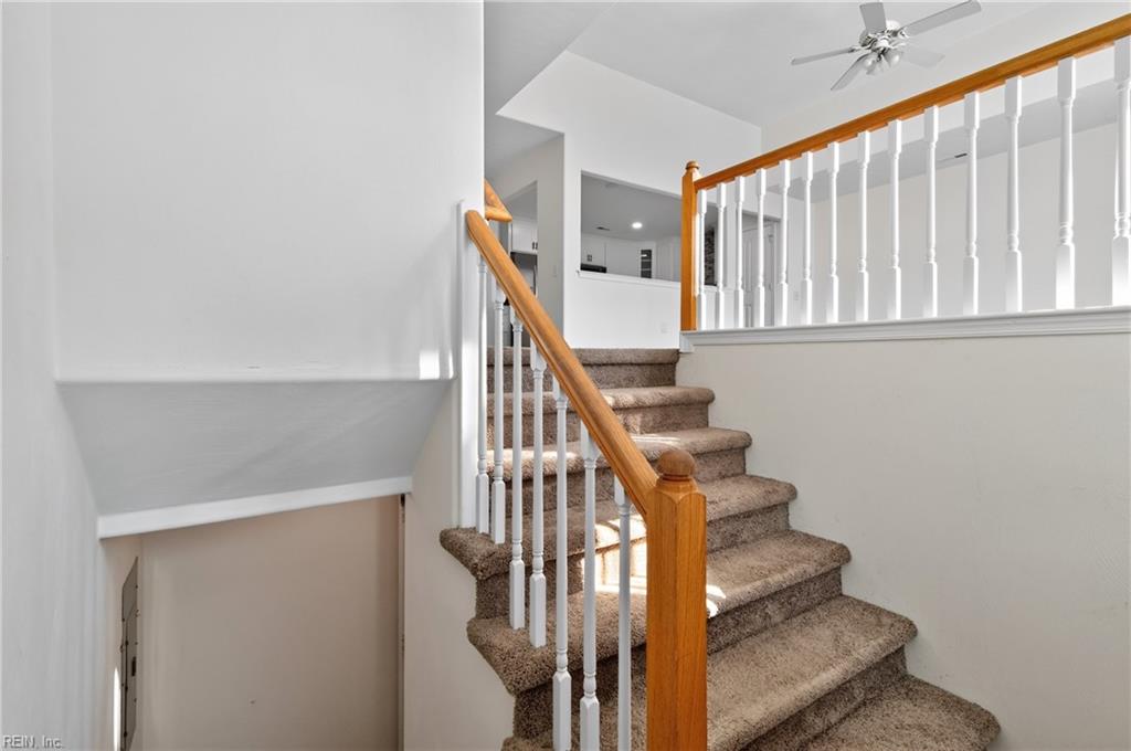 822 Point Way Property Photo 4
