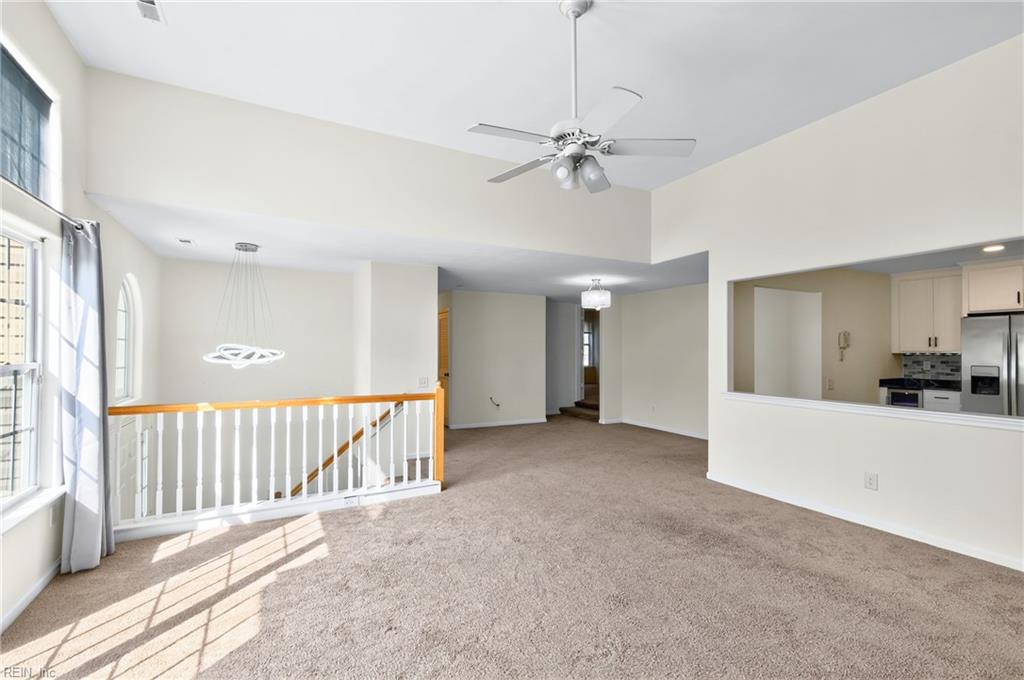 822 Point Way Property Photo 6