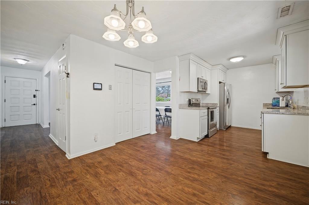 3532 Evangeline St Property Photo 12
