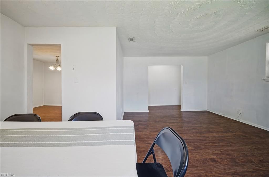 3532 Evangeline St Property Photo 15