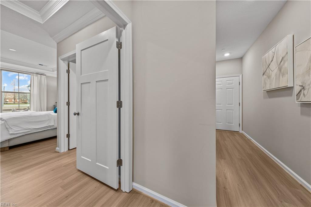 1305 Watermark Way Property Photo 8
