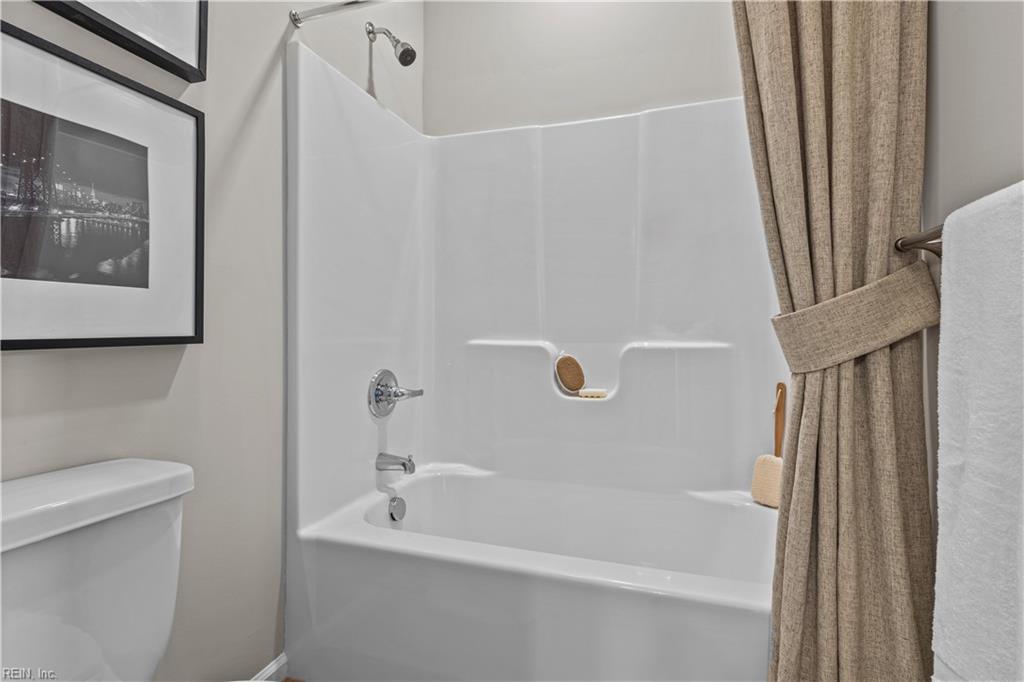1305 Watermark Way Property Photo 20