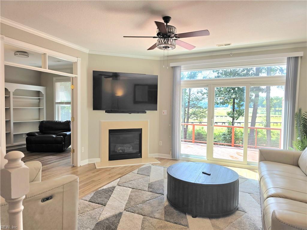 2121 Soundings Crescent Ct Property Photo 4
