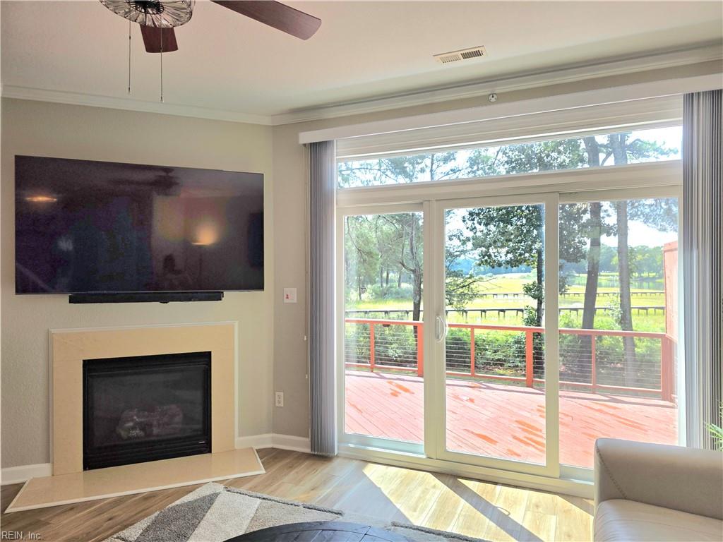 2121 Soundings Crescent Ct Property Photo 5