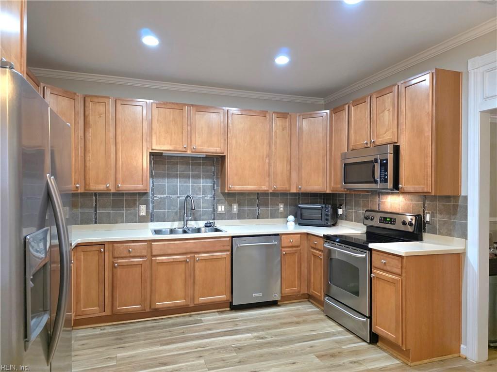 2121 Soundings Crescent Ct Property Photo 14
