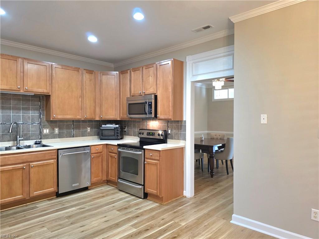 2121 Soundings Crescent Ct Property Photo 16
