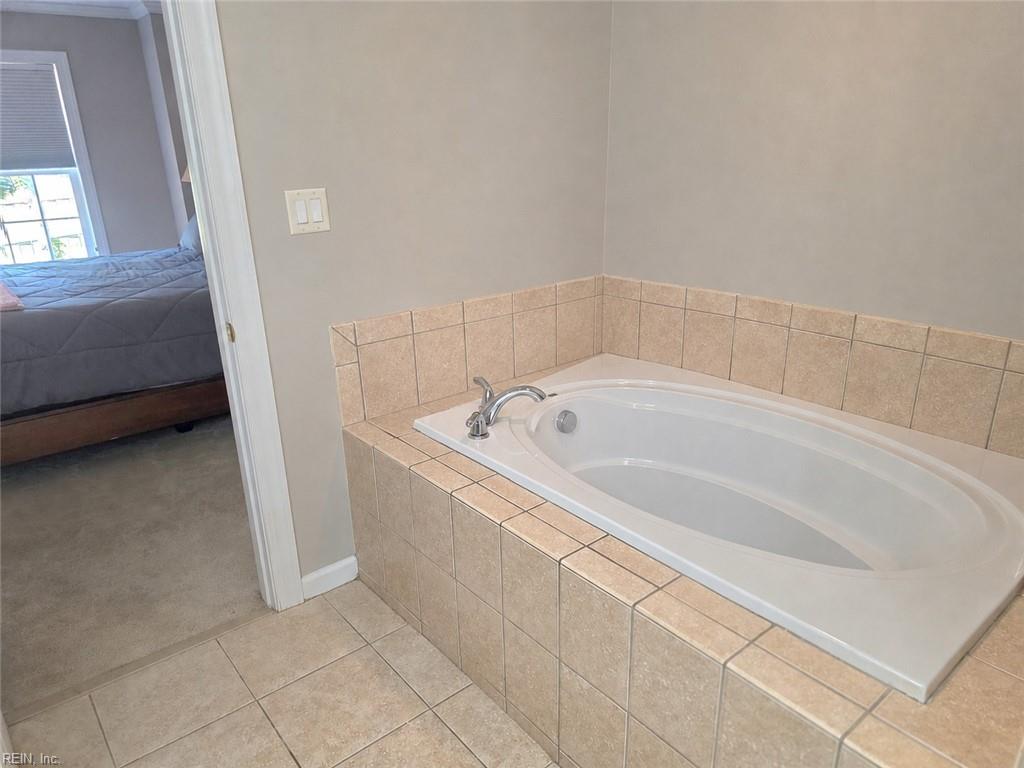 2121 Soundings Crescent Ct Property Photo 27