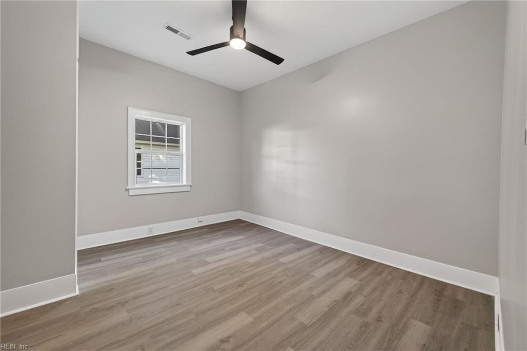 421 Jackson St Property Photo 15