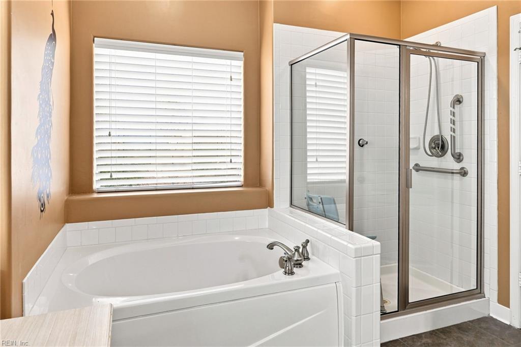 5420 Paperwhite Ln Property Photo 21