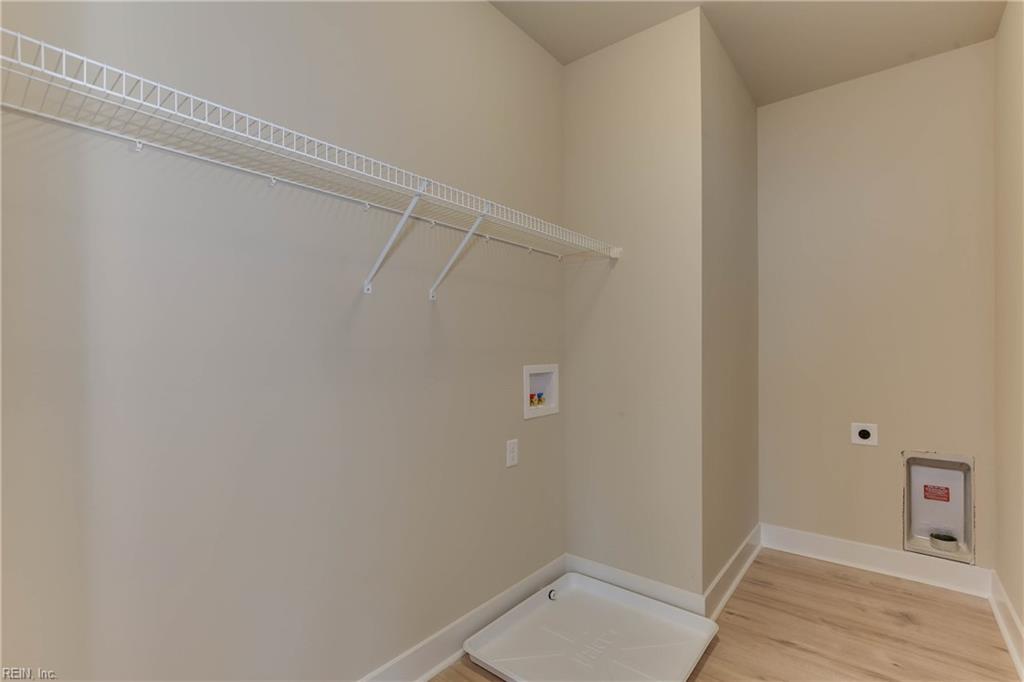 Mm Camellia W/ Sunroom Property Photo 27