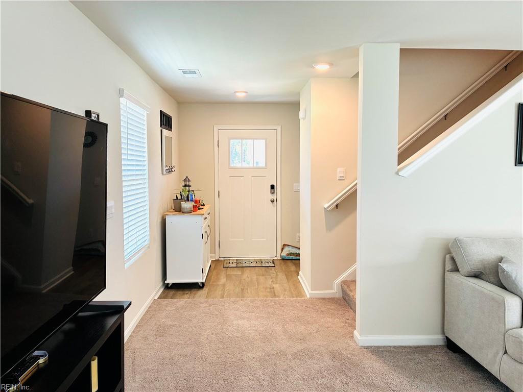 220 Landview Ln Property Photo 14