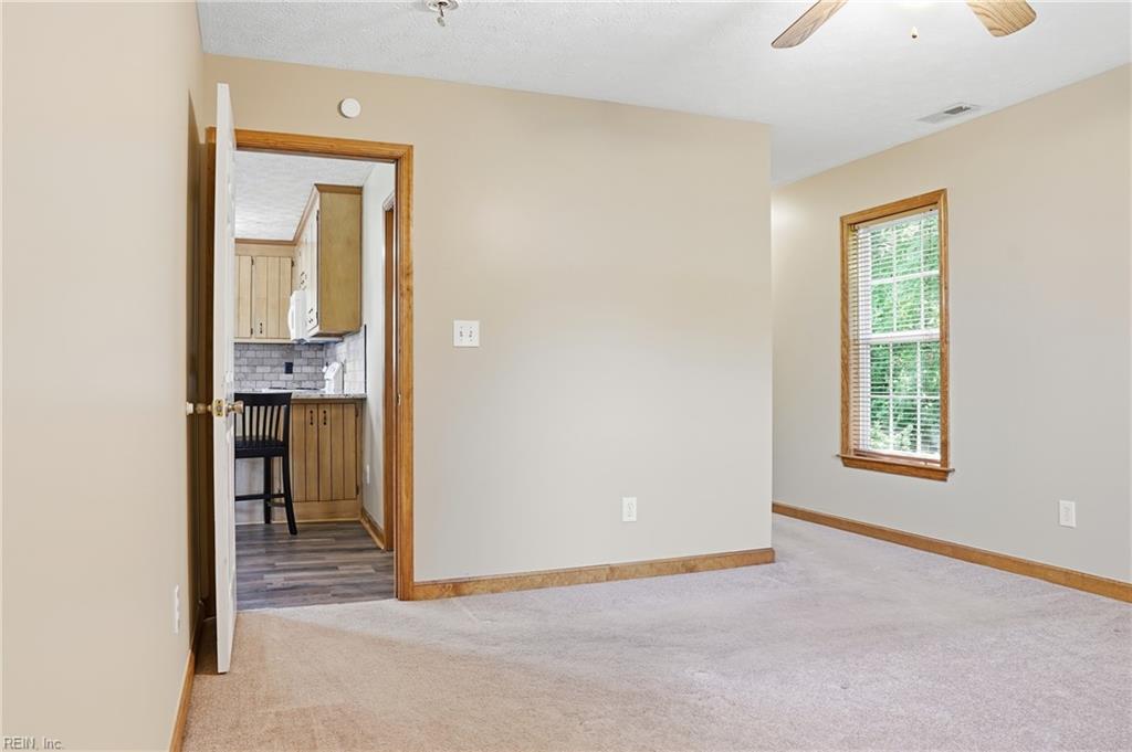 147 Canaan View Ln Property Photo 17