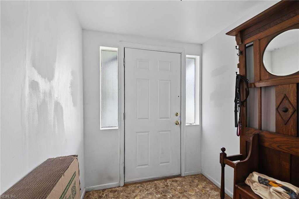 6948 Chironna Pl Property Photo 4