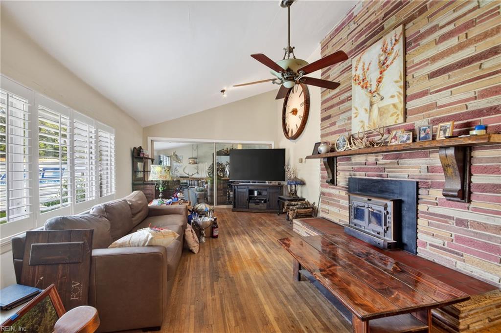 6948 Chironna Pl Property Photo 6