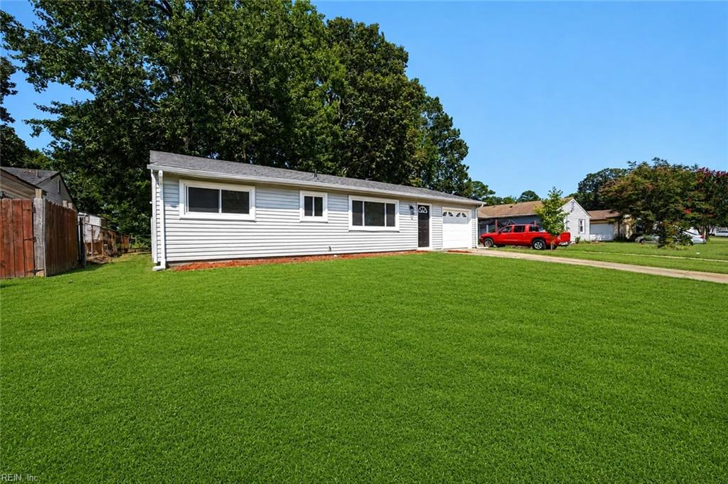 2940 Bamberg Pl Property Photo 3