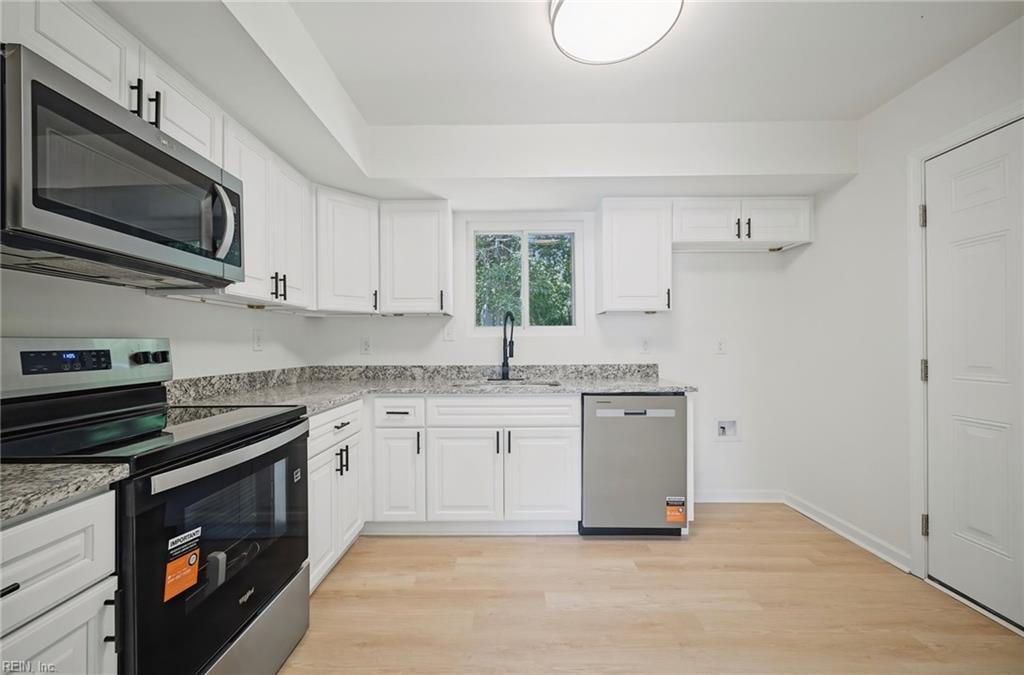 2940 Bamberg Pl Property Photo 8