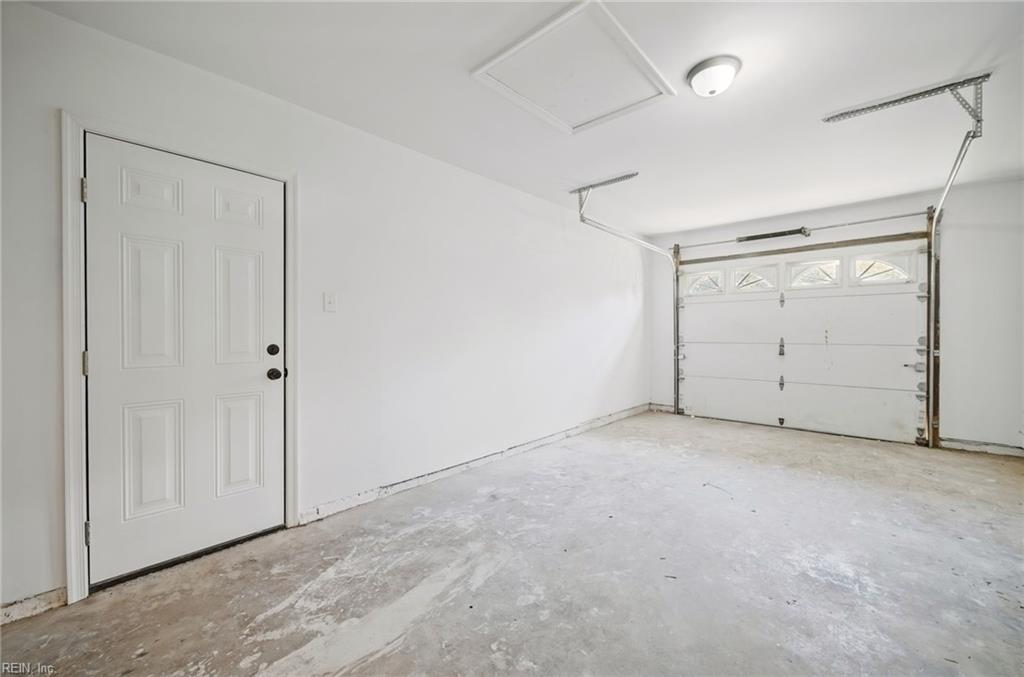 2940 Bamberg Pl Property Photo 21
