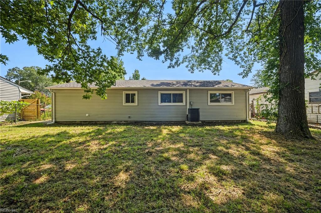 2940 Bamberg Pl Property Photo 22