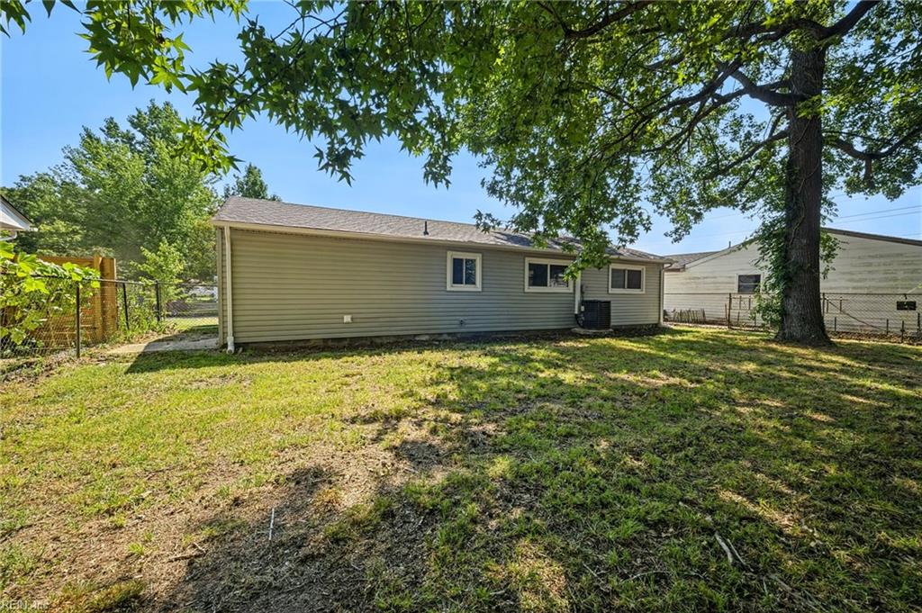 2940 Bamberg Pl Property Photo 23
