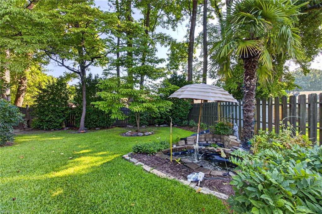 4704 Hunters Point Dr Property Photo 34
